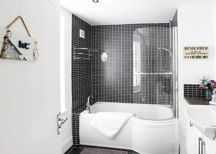 Holiday home Finest Retreats - Walney Island Lighthouse *