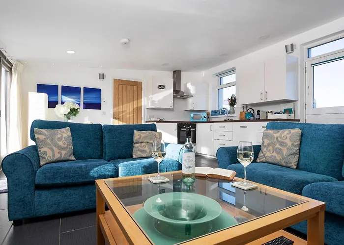 Finest Retreats - Walney Island Lighthouse *