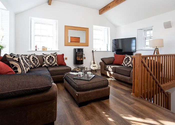 Finest Retreats - Walney Island Lighthouse Holiday home Rampside